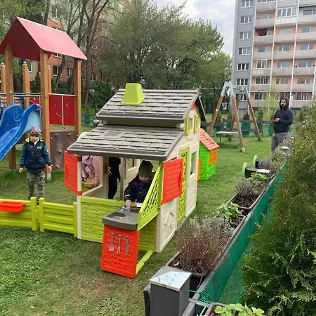 Set Affittacamere 3*