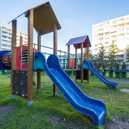 Set Affittacamere 3*